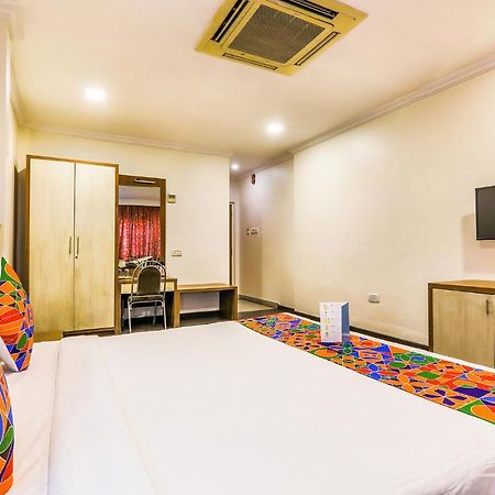 Fabhotel Royal Star Chennai Bagian luar foto