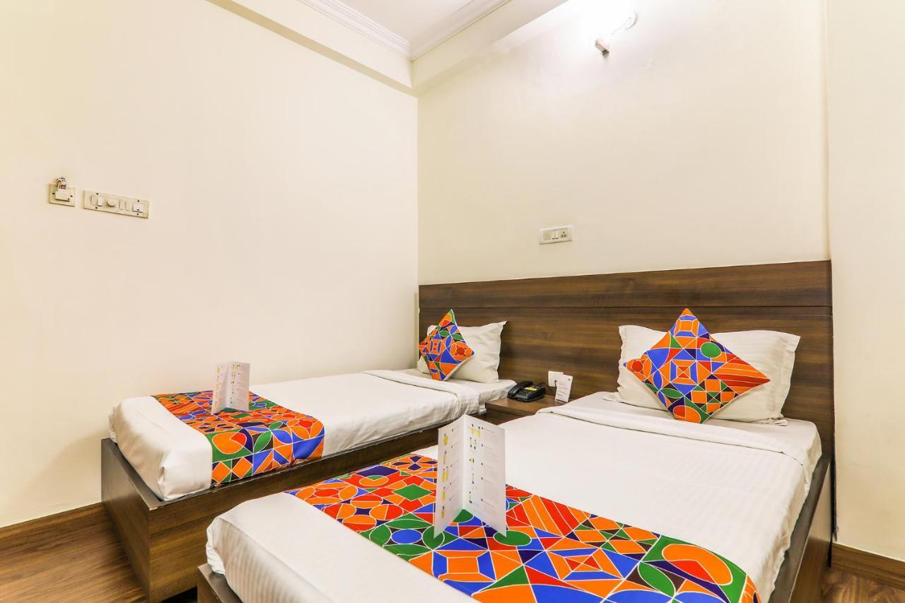 Fabhotel Royal Star Chennai Bagian luar foto