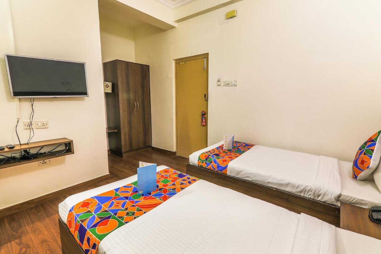 Fabhotel Royal Star Chennai Bagian luar foto